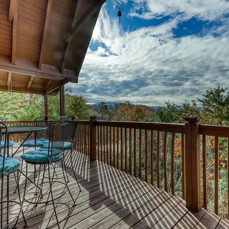 Harrisons Hideout Villa Пиджен Фордж Екстериор снимка