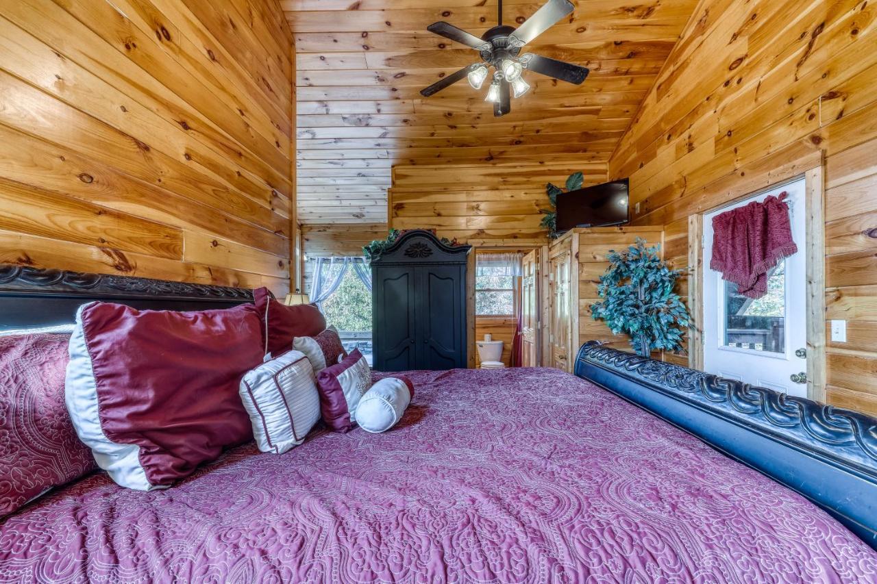 Harrisons Hideout Villa Пиджен Фордж Екстериор снимка
